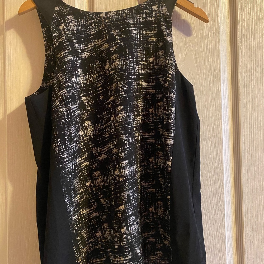 Kensie sleeveless top
